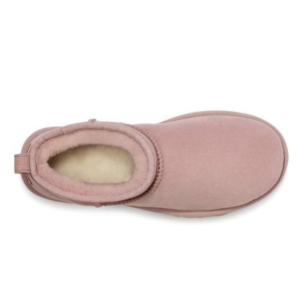 🎁 UGG Womens Classic Ultra Mini Ankle Boot - Picture 4 of 10